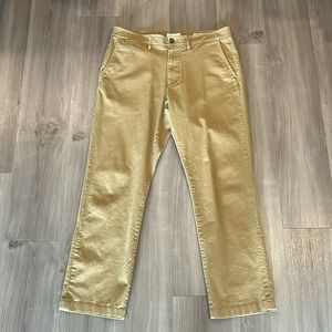 Mens Goodfellow Chino Pants. Khaki color. Excellent condition!